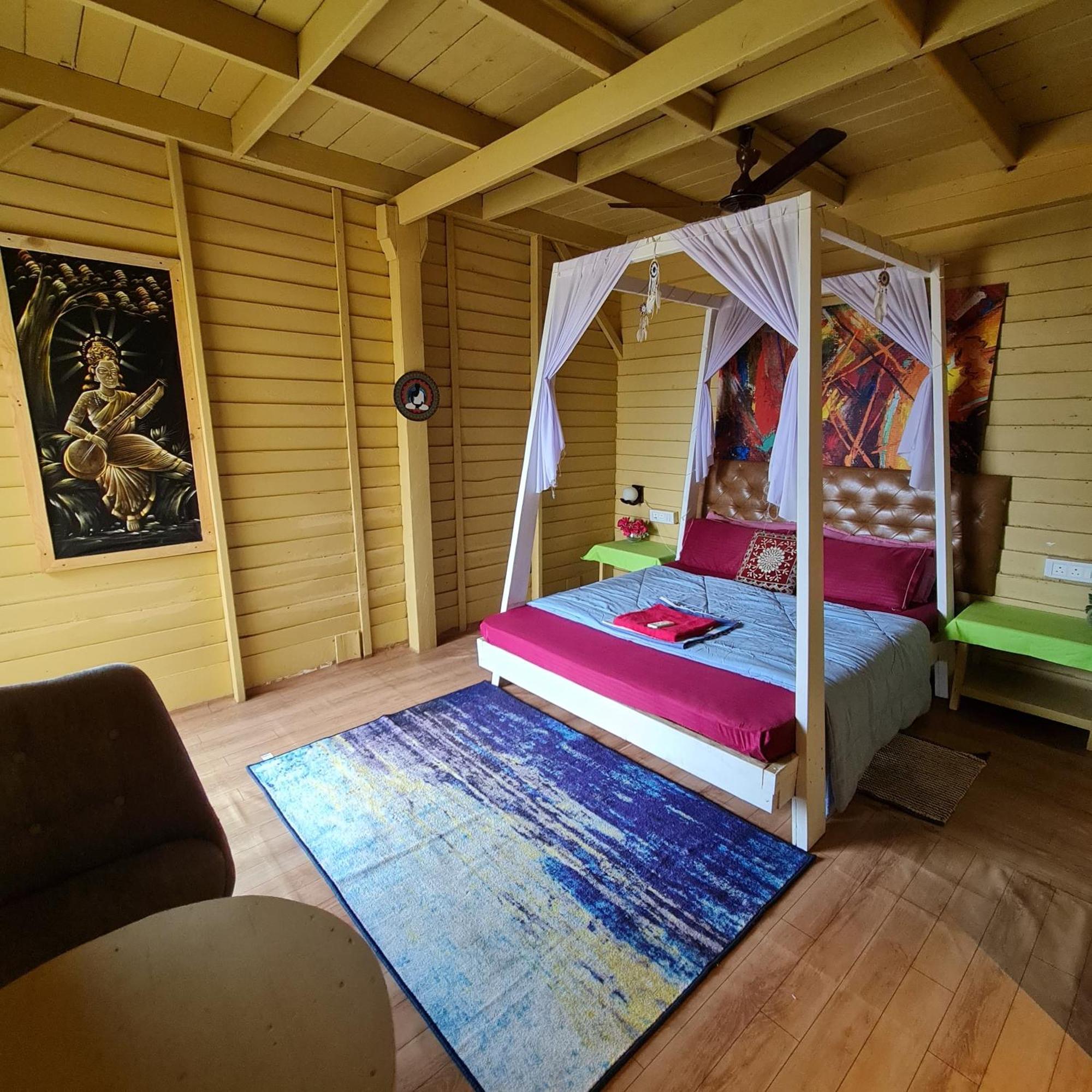 Love Temple Beach Resort 阿姆波尔 外观 照片